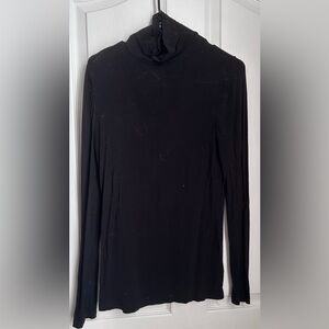 Chic Black Long Sleeve Women's turtleneck